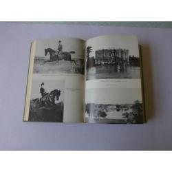 Joan Haslip, Elizabeth. Oostenrijks beminde keizerin.
