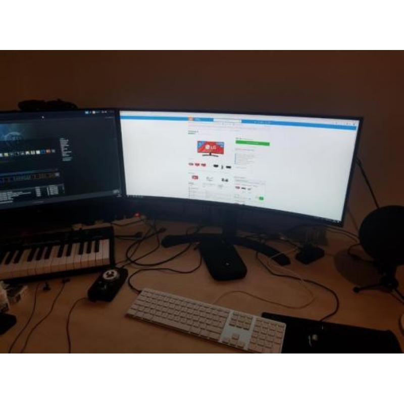 LG Ultrawide - LG 34UC88-B - 3440x1440 - 34 inch - curved