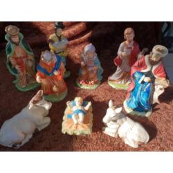 Zeer mooie kerstgroep van porselein ..vintage