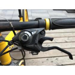 Vouwfiets ongebruikt heeft buiten gestaan lichte corrosie