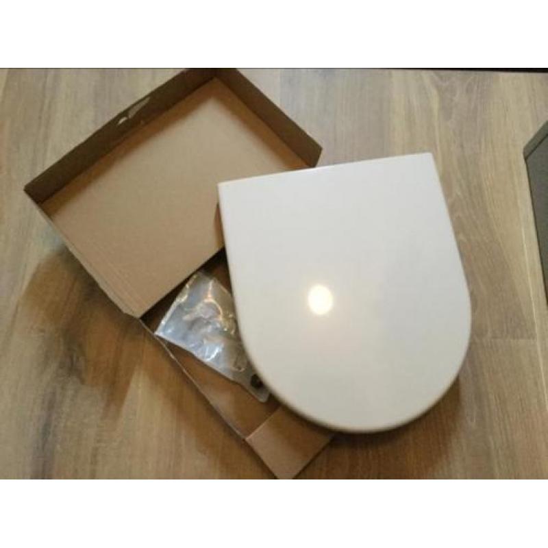 Villeroy & Boch toiletbril subway 2.0 pergamom