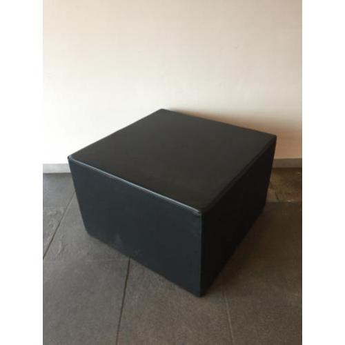 gekleurde poef in 3 kleuren, totaal 6 stuks