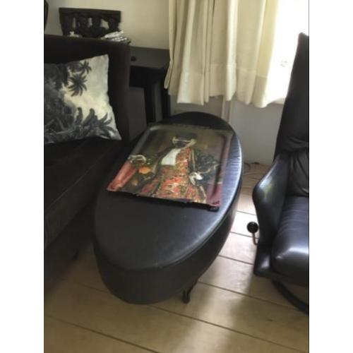 Marouschka Metz Design hocker/ poef van zwart leder