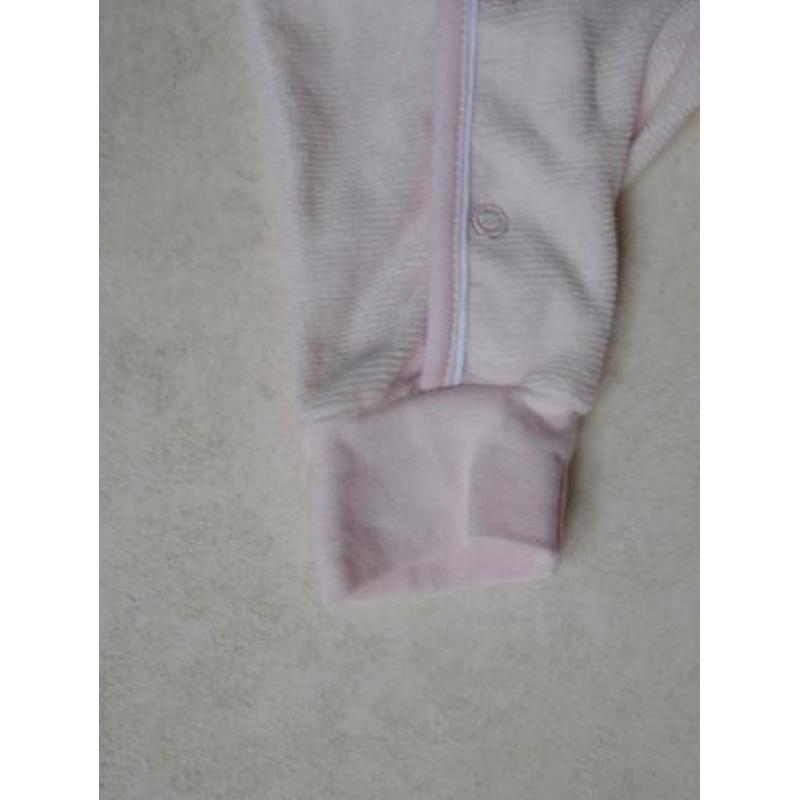 (L23) SALE! Mouwloos kruippakje
