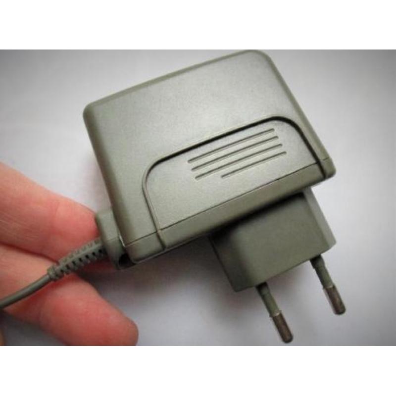 Nintendo Oplader~Adaptor~Power Supply~DS Stekker~8 mm mondje