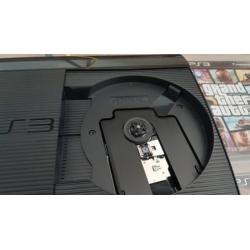 Playstation 3 500GB met 6 games