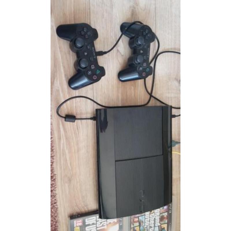 Playstation 3 500GB met 6 games