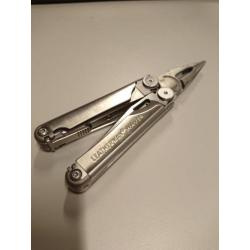 Leatherman wave